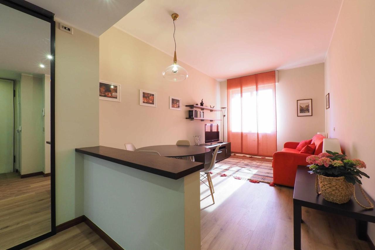 Mba24 Charming Suite Close To Metro Fieracitylife Milan Luaran gambar